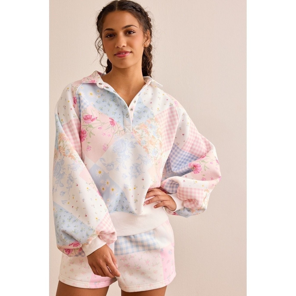 Altar'd State Floral Patchwork Snap‎ Neck Pullover Sweatshirt Size XS